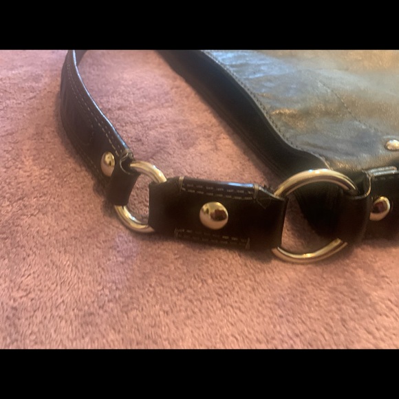 Coach Zoe Shoulder Bag πΉ - Picture 6 of 6